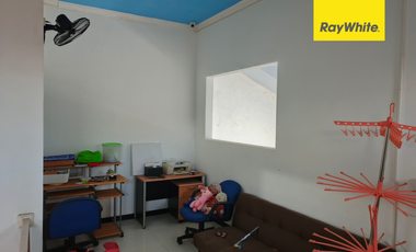 RUMAH MINIMALIS LA DIVA MENGANTI FULL FURNISHED 2 LANTAI