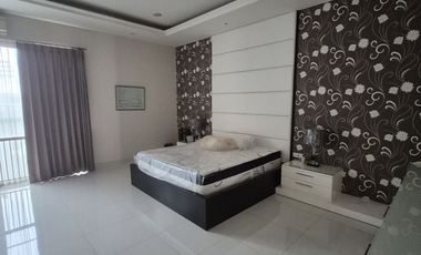 ROYAL RESIDENCE HOUSE FOR RENT IN WIYUNG, WEST SURABAYA, NEAR PAKUWON CITRALAND AND GRAHA FAMILY WITH SWIMMING POOL