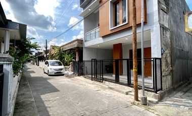 dijual rumah di sleman dekat kampus UGM dan UTY dalam ringroad mlati
