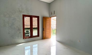 dijual rumah di sleman dekat kampus UGM dan UTY dalam ringroad mlati