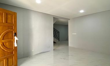 dijual rumah di sleman dekat kampus UGM dan UTY dalam ringroad mlati