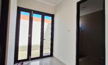 RUMAH DIJUAL DEKAT WALIKOTA TANGSEL 2 LANTAI MODEL SCANDINAVIAN