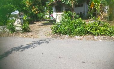 JUAL  MURAH. TANAH    POSISI HOOK  / POJOK PADAT PENDUDUK BAGUS UNTUK INDOMART ,SHOOWROOM ,KANTOR 0JALAN RAYA PROPINSI