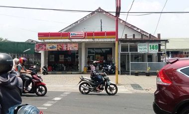 Disewakan  Tanah dan bangunan, Lokasi sangat strategis kec Bogor Barat