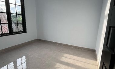 Rumah Mewah Sultan Siap Huni! Bebas banjir Akses Premium