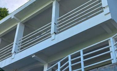 VILLA CANTIK 200 METER PANTAI CARITA ANYER 3 LT. FULLY FURNISHED SHM