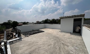 Rumah Mewah 2 Lantai Dkt LRT &Tol! Akses Premium