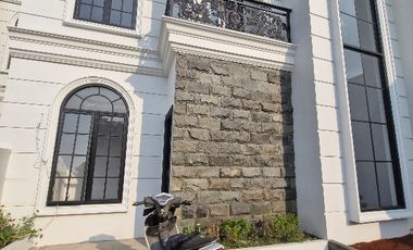 Rumah Mewah 2 Lantai Dkt LRT &Tol! Akses Premium