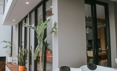 Jual Villa plus KOLAM RENANG dan Jacuzzi di DAGO Village Bandung sangat CANTIK