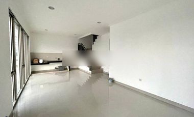 Disewa Murah Rumah 2 Lantai PIK 2 Ukuran 8x10 Siap Huni