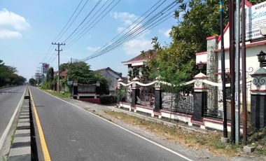 Jual bangunan kantor di jl Ringroad selatan sewon bantul yogyakarta