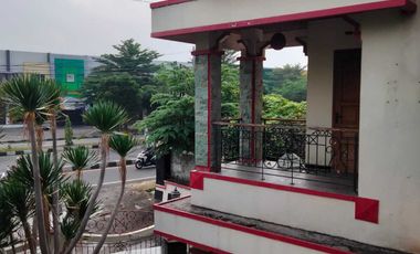 Jual bangunan kantor di jl Ringroad selatan sewon bantul yogyakarta