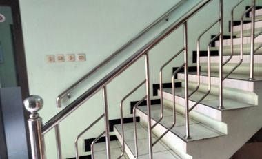 Rumah Kantor KOTABARU Yogyakarta parkir luas Lt 471 m² SHM-IMB