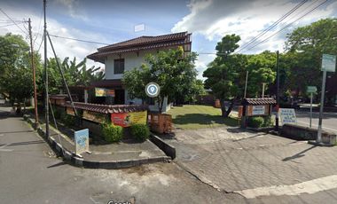 Rumah Kantor KOTABARU Yogyakarta parkir luas Lt 471 m² SHM-IMB