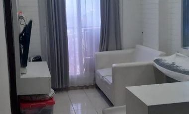 Apartemen sunter park view, 2 bedroom furnished lantai sedang