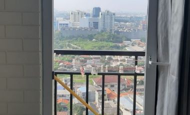 Apartemen sunter park view, 2 bedroom furnished lantai sedang