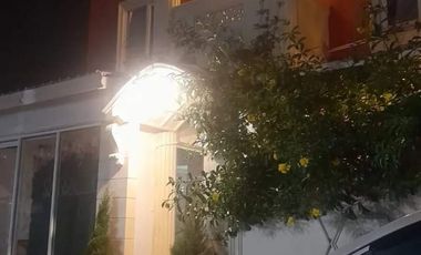 DIJUAL RUMAH MEWAH 2 LANTAI PERUMAHAN DI MERTOYUDAN DEKAT ARTOS