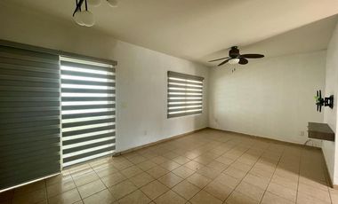 Casa En Renta En Villa California, Tlajomulco.