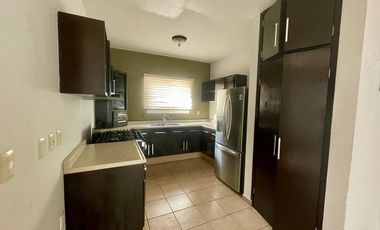 Casa En Renta En Villa California, Tlajomulco.