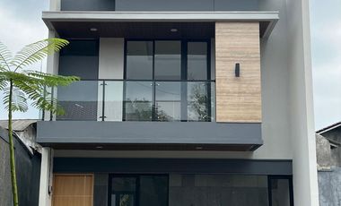 Rumah 2 Lantai Dekat Pintu Toll Sawangan