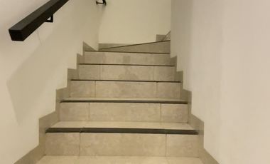 Rumah 2 Lantai Dekat Pintu Toll Sawangan