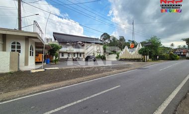 Dijual Villa dan Resto Premium Full Furniture di Jl. Licin Banyuwangi