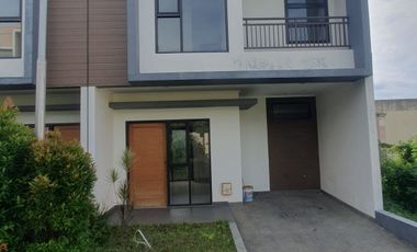 Rumah Jl Raya Ciracas 5 menit LRT bisa KPR paling murah