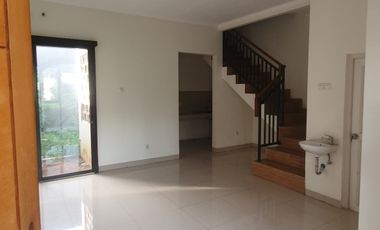 Rumah Jl Raya Ciracas 5 menit LRT bisa KPR paling murah