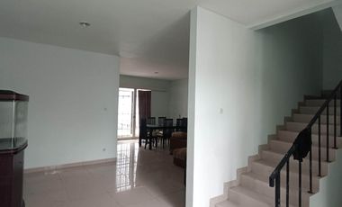 Dijual Rumah fi komplek Ciputa Balikpapan