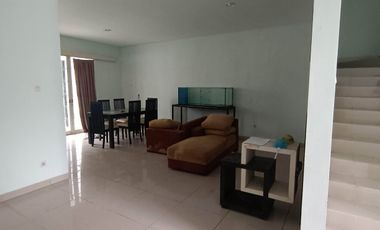 Dijual Rumah fi komplek Ciputa Balikpapan