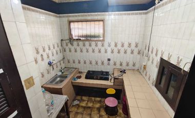 Dijual Rumah Lama Terawat Di Area Suryalaya Rajamantri Buah batu