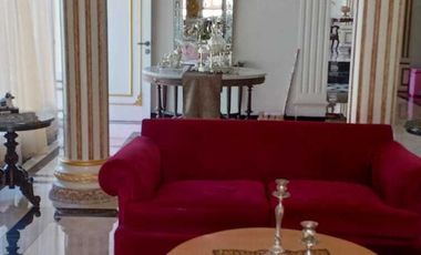 Hunian Mewah Klasik Modern Tengah Kota Solo