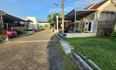 Rumah singopuran Kartasura murah dekat kampus UMS