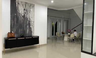 Dikontrakkan Rumah besar dan mewah di seputaran Condong catur