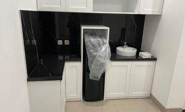 Dikontrakkan Rumah besar dan mewah di seputaran Condong catur