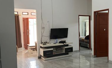 Disewakan Rumah Demang Lebar Daun Palembang Jalan Mesuji, Palembang.