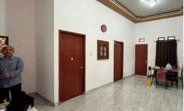 Disewakan Rumah Demang Lebar Daun Palembang Jalan Mesuji, Palembang.