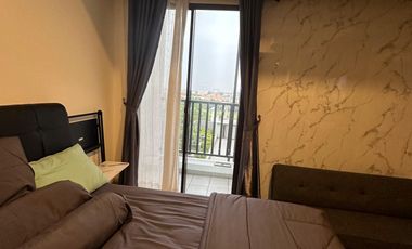 DISEWAKAN ! UNIT MEWAH APARTMEN CLEON PARK TYPE STUDIO FULL FURNISH