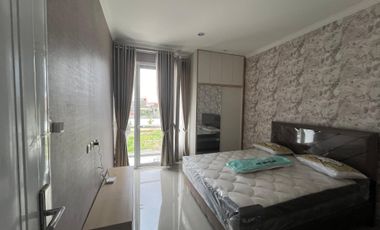 Di Jual Rumah Mewah SHM 2 lt 3 menit ke halte busway Cempaka putih