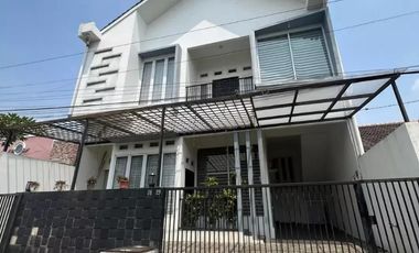 DIJUAL CEPAT RUMAH CANTIK MINIMALIS  DI KOMPLEK ELIT PALEMBANG