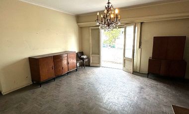 Depto.tipo casa de 5 ambientes en Venta en Villa crespo