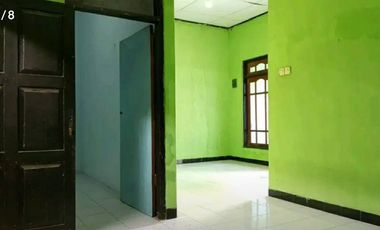 JUAL TANPA PERANTARA GUDANG USAHA PUSAT KEDIRI 400m2