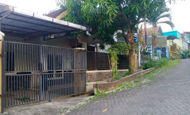 rumah dekat kampus UNS & Moewardi jebres Mojosongo solo