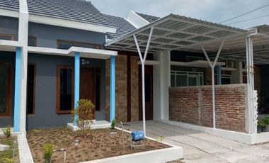 Rumah 1 Lantai 3 menit ke Terminal Madiun
