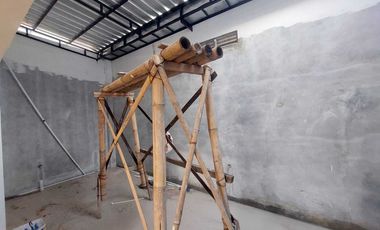 Rumah Baru Solo Kota Gress Siap Huni SHM 90m² Laweyan