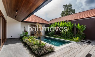 Vila Baru Yang Cantik Tiga Kamar Tidur Di Kompleks Tepi Pantai Sanur