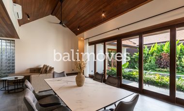 Vila Baru Yang Cantik Tiga Kamar Tidur Di Kompleks Tepi Pantai Sanur