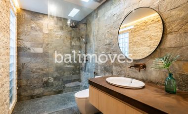 Vila Baru Yang Cantik Tiga Kamar Tidur Di Kompleks Tepi Pantai Sanur