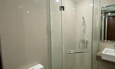 Disewakan Apartemen Casa Grande Residence – 2 BR 88 m2 Fully Furnished