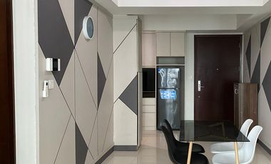 Disewakan Apartemen Casa Grande Residence – 2 BR 88 m2 Fully Furnished